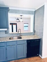 110 W Chalfont Way in Cary, NC - Building Photo - Building Photo