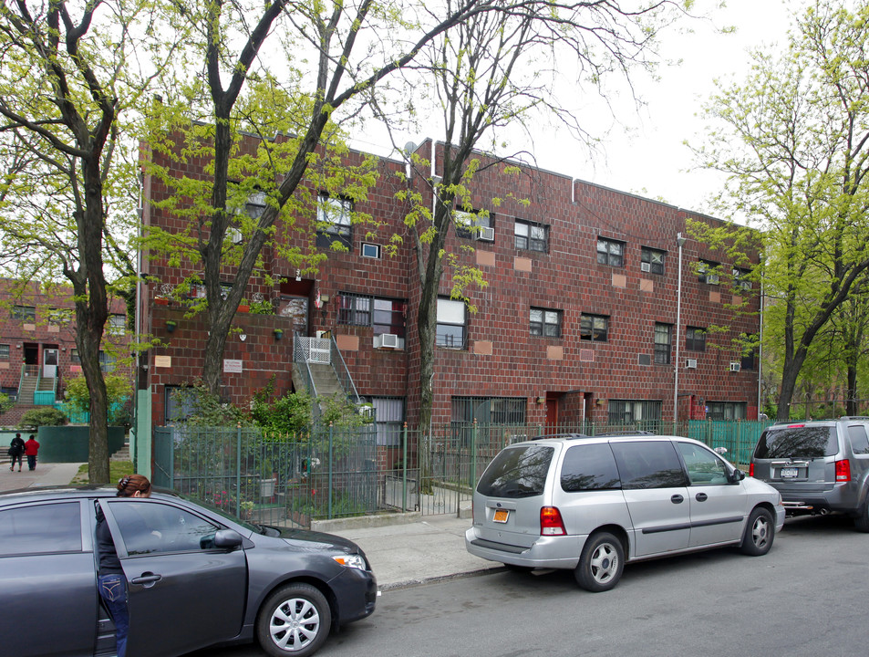 470-484 E 139th St in Bronx, NY - Building Photo