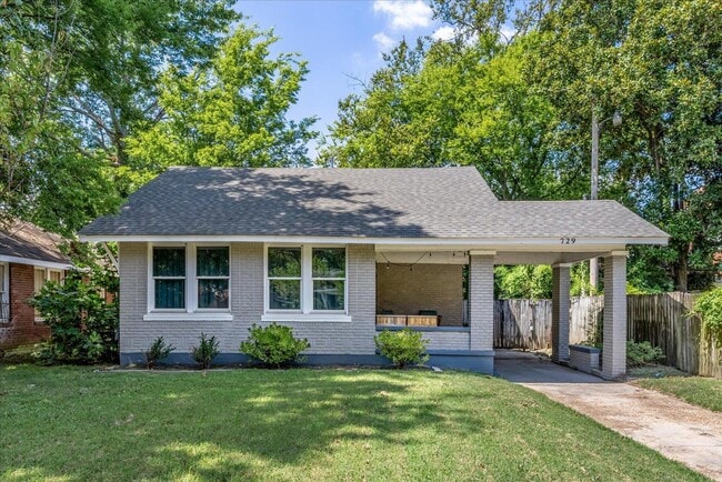 property at 729 N Willett St