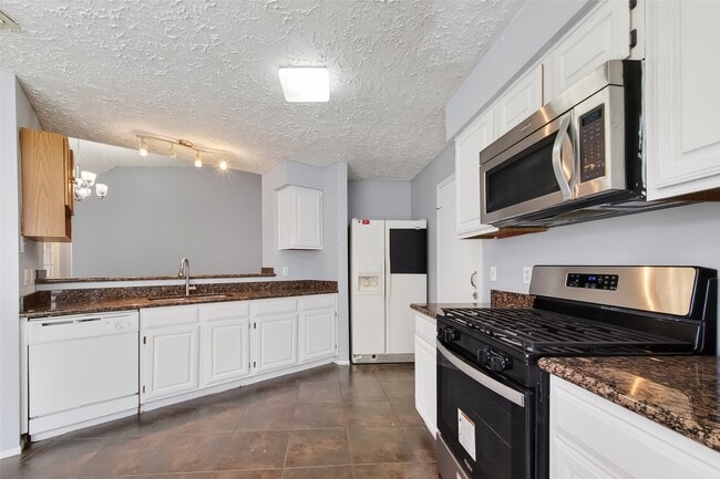 property at 319 Richvale Ln