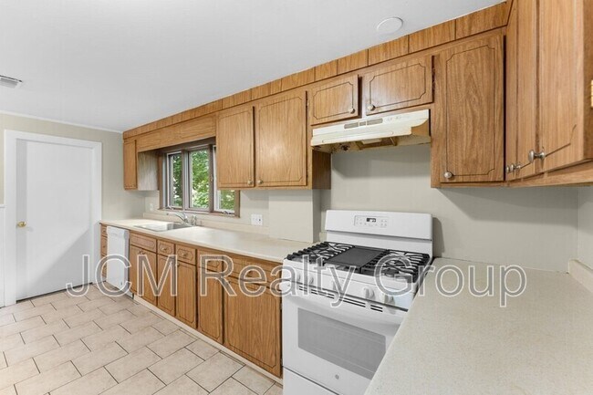 45 Highland Ave in Winthrop, MA - Building Photo - Building Photo