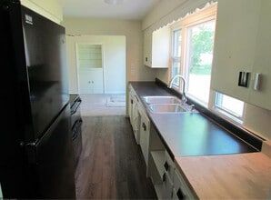 306 4th Ave NE in Brainerd, MN - Building Photo - Building Photo