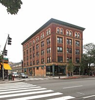 492-496 Massachusetts Ave in Cambridge, MA - Building Photo