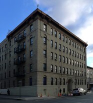 41 W 184th St in Bronx, NY - Building Photo
