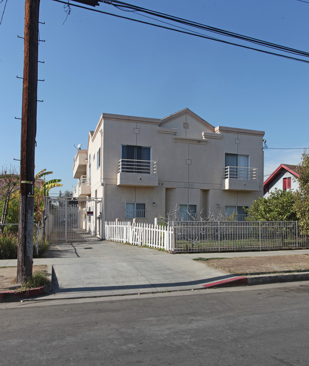 1133 N Ardmore Ave in Los Angeles, CA - Building Photo