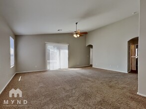 8617 W Echo Ln in Peoria, AZ - Building Photo - Building Photo