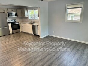 421 N Charlotte Ave in Waynesboro, VA - Building Photo - Building Photo