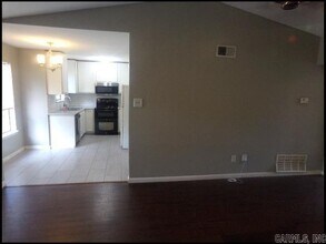 45 Point W Cir in Little Rock, AR - Building Photo - Building Photo