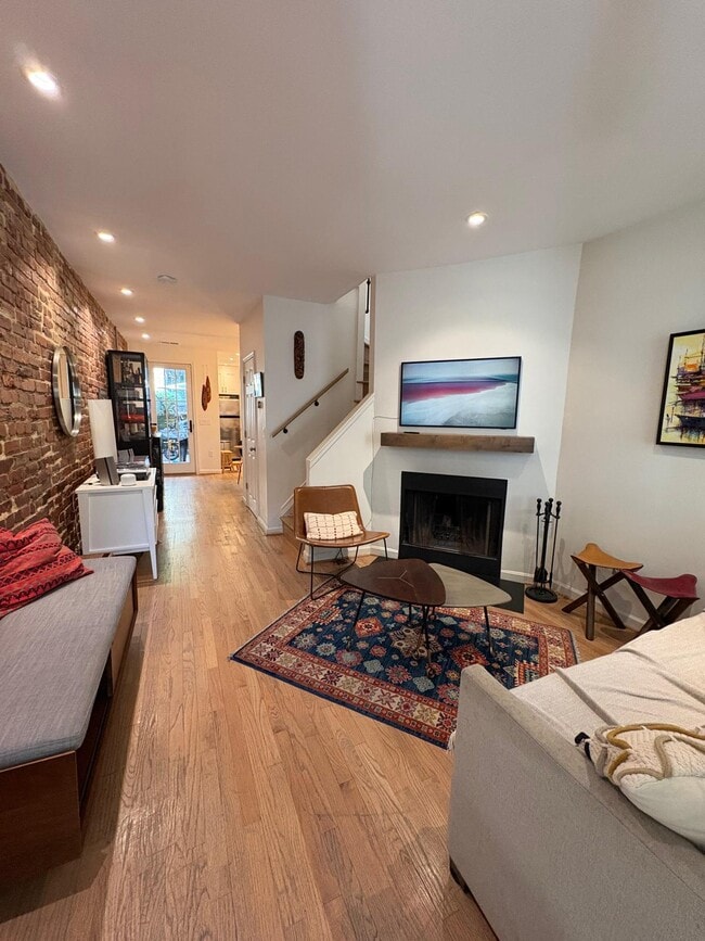 1674 Kalorama Rd NW in Washington, DC - Building Photo - Building Photo