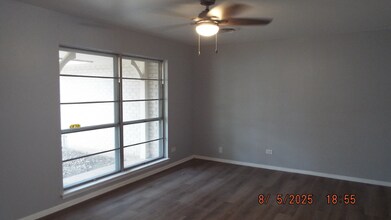 6315 Wigwam Dr in San Antonio, TX - Building Photo - Building Photo