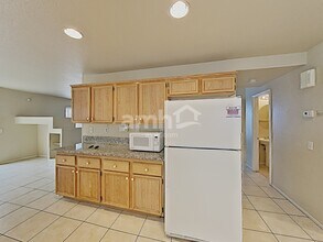 9608 Kelly Creek Ave in Las Vegas, NV - Building Photo - Building Photo