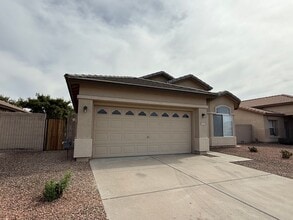 11913 W Jackson St in Avondale, AZ - Building Photo - Building Photo