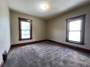919 3rd Ave N in Fort Dodge, IA - Building Photo - Building Photo