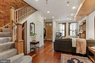 1116 Monroe St NW in Washington, DC - Building Photo - Building Photo