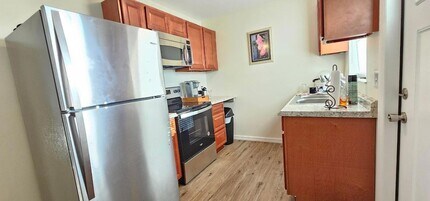 323 Seminole Ct in Pahokee, FL - Building Photo - Building Photo