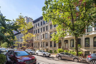 20 West 83rd Street in New York, NY - Building Photo - Primary Photo