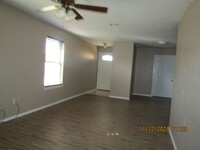 2703 NW Friar Tuck Ln in Lawton, OK - Foto de edificio - Building Photo