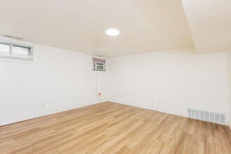 432 W 2300 N in Sunset, UT - Foto de edificio - Building Photo