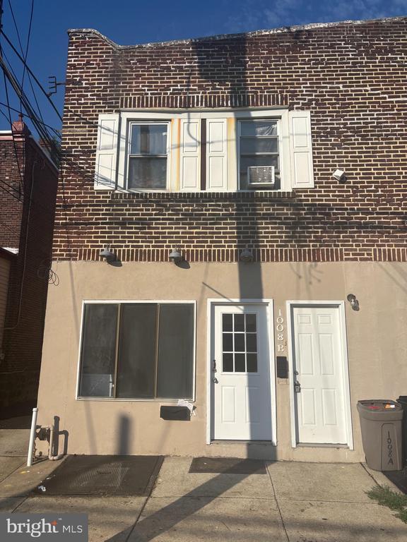 1008 Clifton Ave
