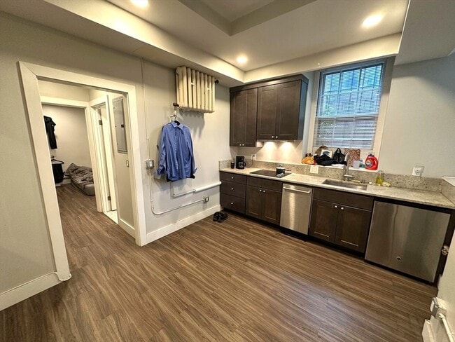 10 Otis Pl in Boston, MA - Building Photo - Building Photo