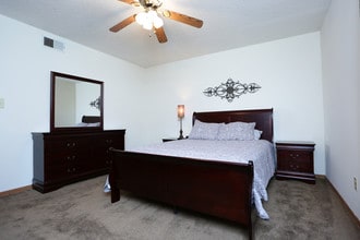 Alpine Village Corporate Apartments in Florence, AL - Building Photo - Interior Photo