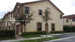 3252 NW 103rd Pl in Doral, FL - Building Photo - Building Photo