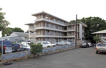 98-401 Kamehameha Hwy in Aiea, HI - Building Photo - Building Photo