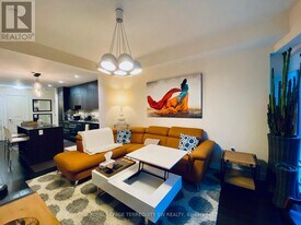 8 The Esplanade in Toronto, ON - Building Photo