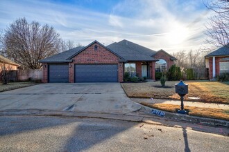 2120 SW 125th Pl in Oklahoma City, OK - Building Photo - Building Photo