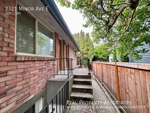 2321 Minor Ave E in Seattle, WA - Building Photo - Building Photo