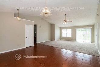 7736 Rockridge Dr W in Jacksonville, FL - Building Photo - Building Photo