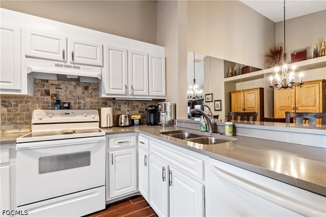 property at 14480 Summerlin Trace Ct