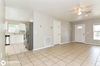 3111 18th St E-Unit -2 in Bradenton, FL - Building Photo - Building Photo