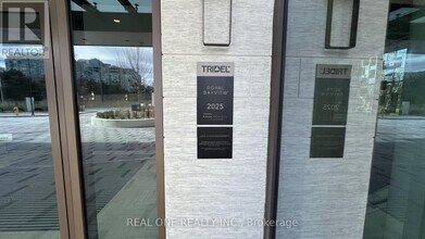 397 Royal Orchard Blvd in Markham, ON - Building Photo - Building Photo