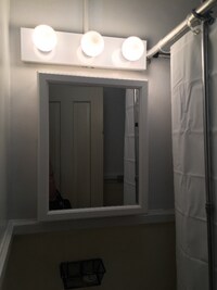 241 N Thomas St photo'