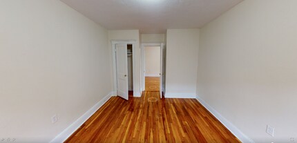 1634 Commonwealth Ave, Unit 14 in Boston, MA - Foto de edificio - Building Photo