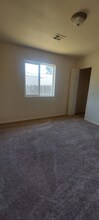 1463 Gleason Rd in Sutherlin, OR - Building Photo - Building Photo