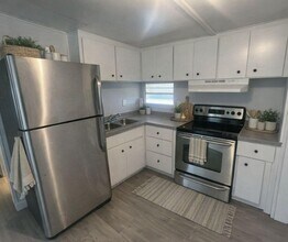 2208 Chicago Cubs St in Avon Park, FL - Building Photo - Building Photo