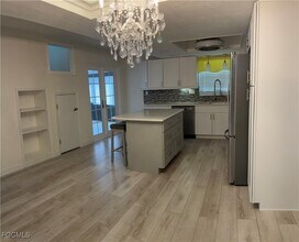 16021 Amberwood Lake Ct in Ft. Myers, FL - Building Photo - Building Photo