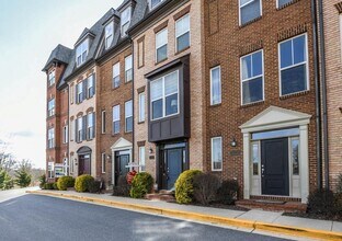 1407 Trafalgar Ln in Frederick, MD - Building Photo - Building Photo