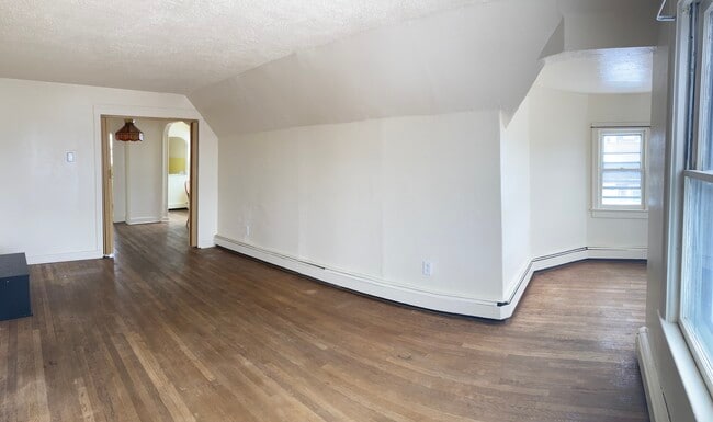 232 Haledon Ave, Unit 3 in Prospect Park, NJ - Foto de edificio - Building Photo