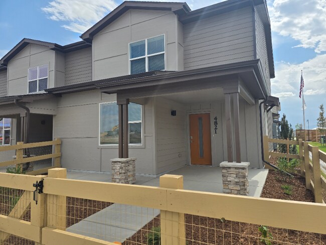 4832 River Roads Dr in Timnath, CO - Building Photo - Building Photo