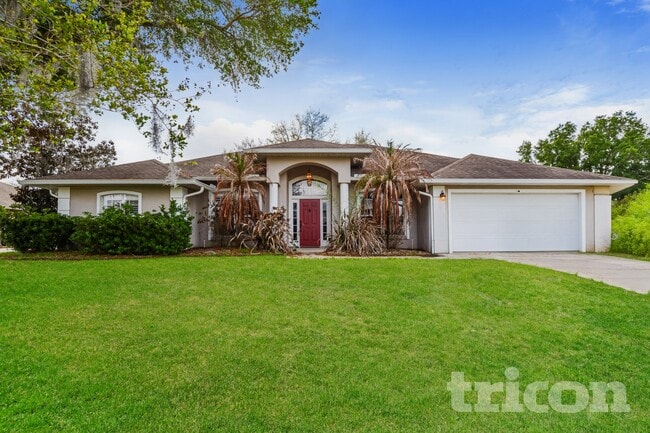 property at 10902 Versailles Blvd
