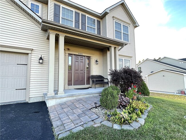 4481 Southwood Heights Dr in Jamesville, NY - Building Photo - Building Photo
