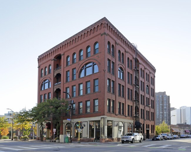 1227 Hennepin Ave
