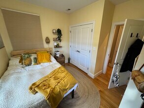 183 River St, Unit 3 in Cambridge, MA - Building Photo - Building Photo
