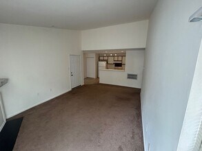 187 Meadow Ridge Rd in Absecon, NJ - Building Photo - Building Photo