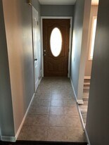 1240A Pine Grove St in Bristol, PA - Building Photo