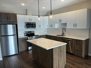 Cannery Square North in Eau Claire, WI - Building Photo - Building Photo