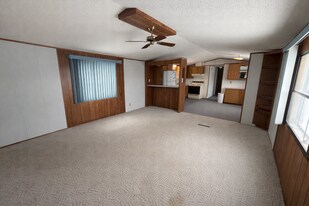 7 Commerce St in Holmen, WI - Building Photo